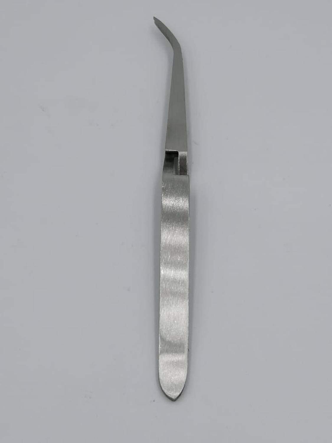 Pinza para curvatura C