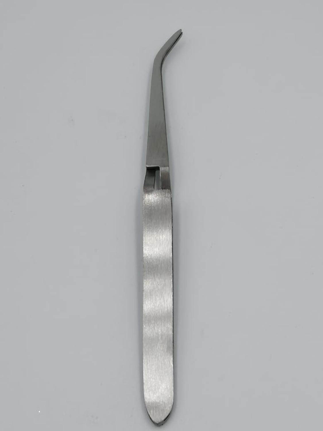 Pinza para curvatura C